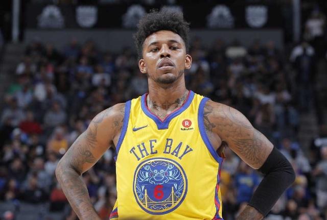 拜仁、巴萨有意，记者：阿斯拉尼想迈出下一步，不会长期留队（拜仁巴萨有意，记者称阿斯拉尼寻求更上层楼，暂无长期留队打算）