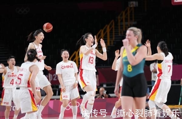 梅开二度，弗格森成为第3位代表意大利球队欧战进球的爱尔兰人（弗格森独中两元，成第三位在欧战为意大利俱乐部进球的爱尔兰球员）