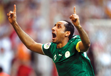 国安vs麦克阿瑟：塞尔吉尼奥、张玉宁首发，方昊、张源出战（北京国安对阵麦克阿瑟：塞尔吉尼奥、张玉宁首发，方昊与张源登场）