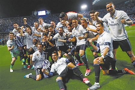 美记：马刺无意追求字母哥，他们看好现有阵容+多人是非卖品（美记称马刺不打算引进字母哥，看好现有阵容，且多名球员不在交易名单）