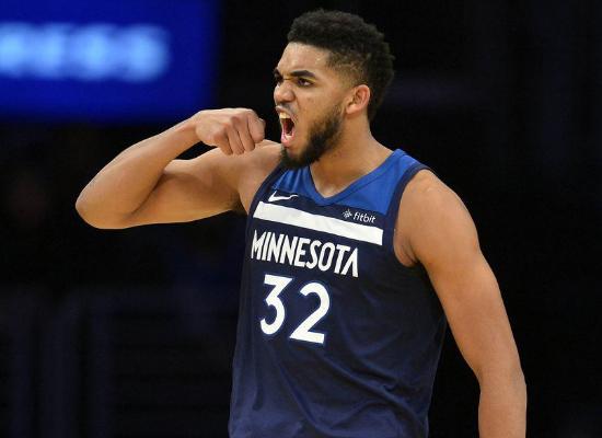 阿门打控卫：展现队友与球队信任，进步显著（阿门司职控卫：彰显队友与球队信赖，进步有目共睹）