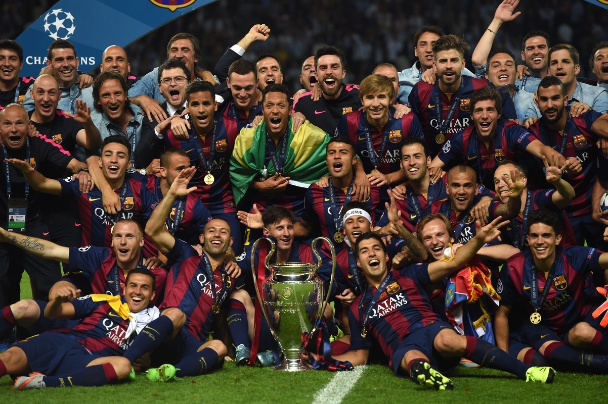 阿斯：霍安状态恢复如初，复出即帮巴萨时隔十场比赛再获零封（阿斯：霍安伤愈归来即奉零封，助巴萨终结十场无零封纪录）