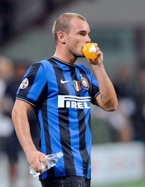 世界杯诞生3个死亡之组！同组4队实力相近：荷兰vs日本，争夺头名（世界杯三大死亡之组出炉：四队难分伯仲，荷兰对日本争夺小组头名）