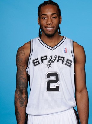 队报评法甲第14轮最佳阵：托万助朗斯登顶领衔，巴黎无人入选（法甲第14轮最佳阵容出炉：托万率朗斯登顶，巴黎无人上榜）