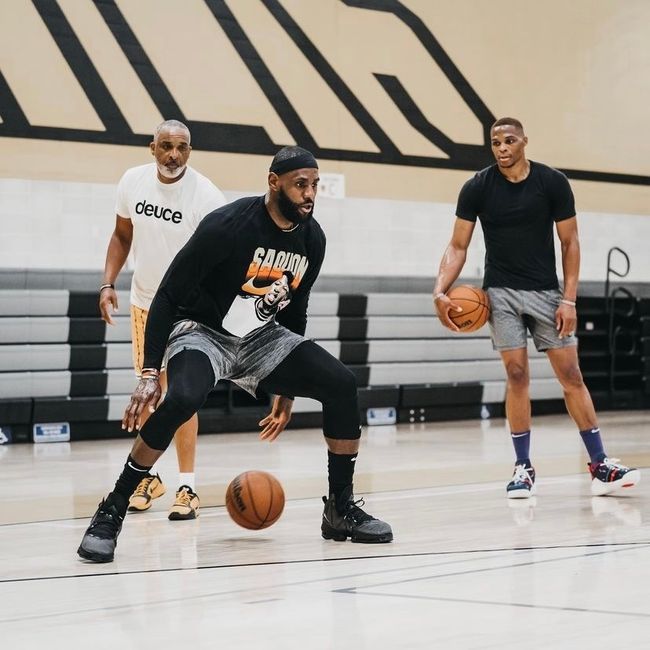 博主：英博助教贾顺浩已正式加盟重庆铜梁龙，出任技术总监（据博主消息，英博助教贾顺浩正式加盟重庆铜梁龙，担任技术总监）