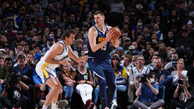 NBA战报：布伦森35分，尼克斯117-101轻取猛龙（NBA快讯：布伦森轰下35分，尼克斯117-101击退猛龙）